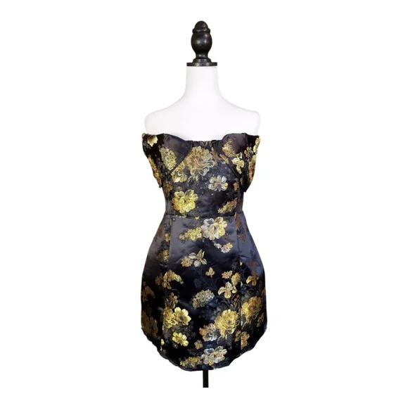 NWT Pretty Little Thing Black & Gold Floral Jacquard Strapless Mini Dress 10 - Picture 4 of 12